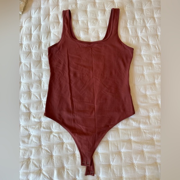 Abercrombie & Fitch Seamless Tank Bodysuit - Rust Color - Size Large - Picture 2 of 7